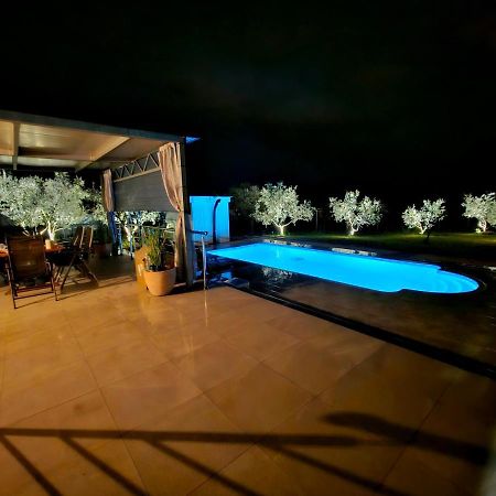 Naturia Holiday House Medulin Exterior photo