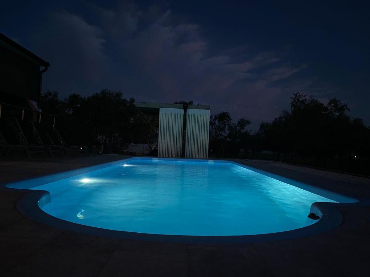 Naturia Holiday House Medulin Exterior photo