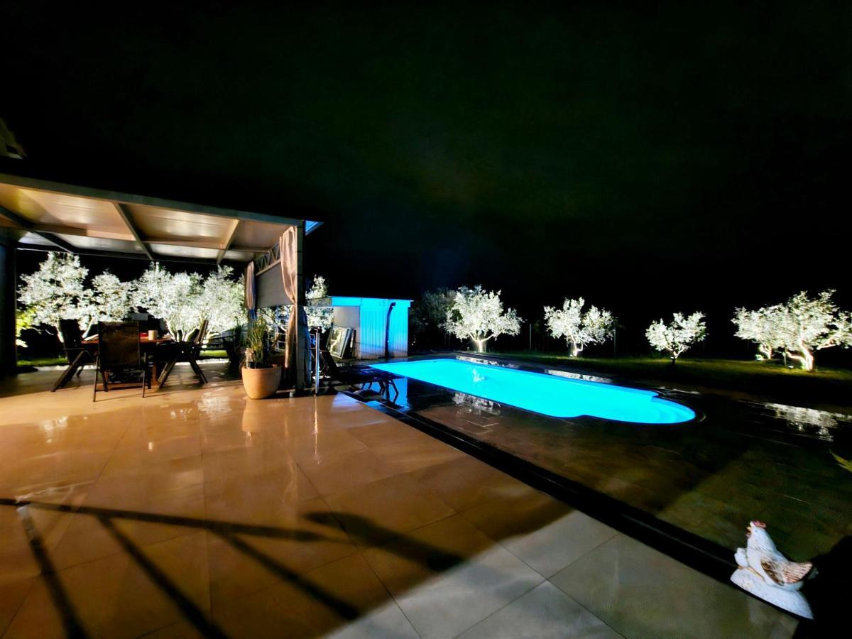Naturia Holiday House Medulin Exterior photo